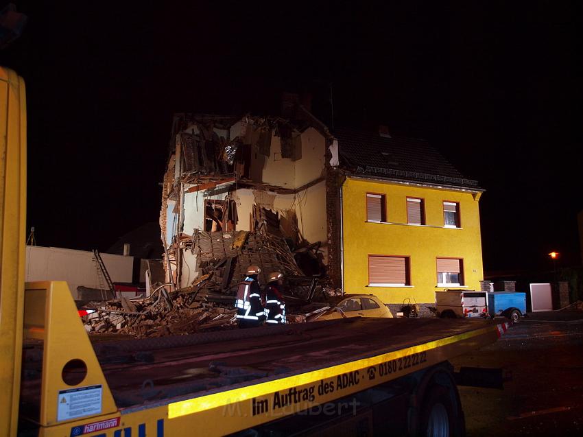 Hausexplosion Bruehl bei Koeln Pingsdorferstr P129.JPG